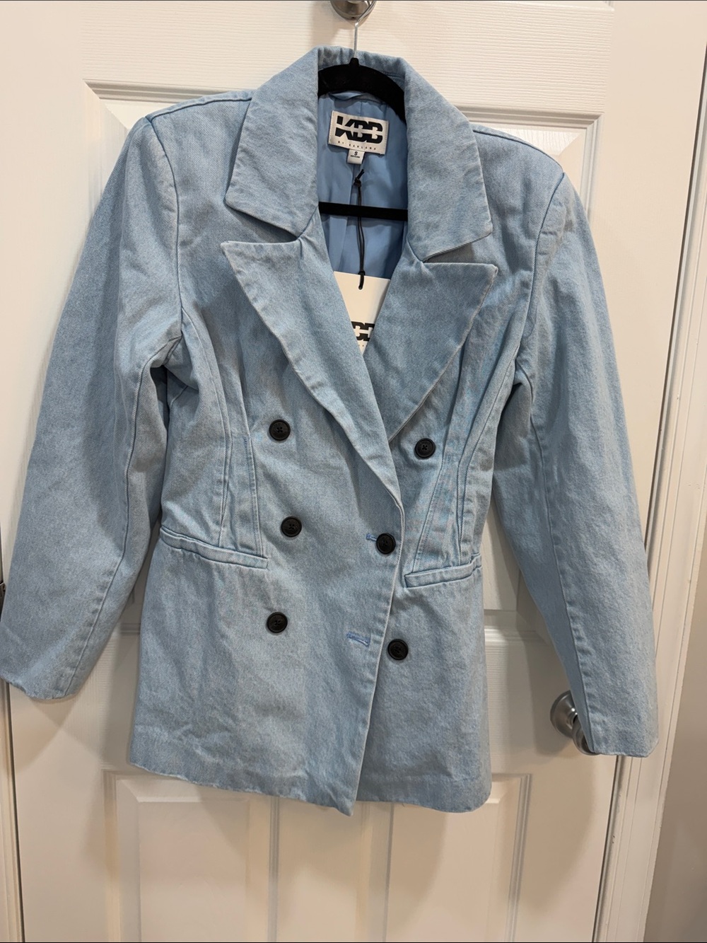 NWT - KBB by Kahlana Light Wash Casual Women’s Blazer P2P: 18” Length: 27” - Picture 3 of 12